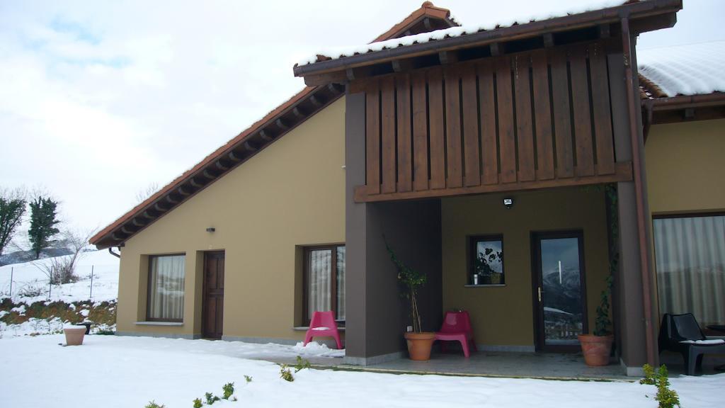 Apartamentos La Senda San Juan de Parres 외부 사진
